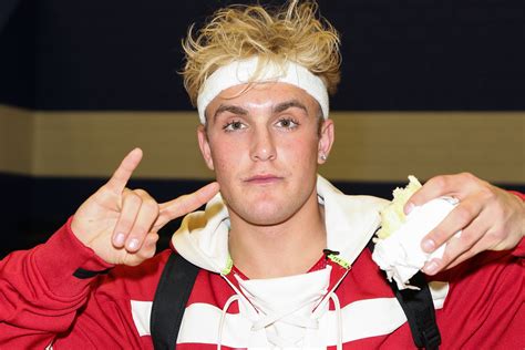 People Are Pissed At Jake Paul For Eating Cereal Out Of K